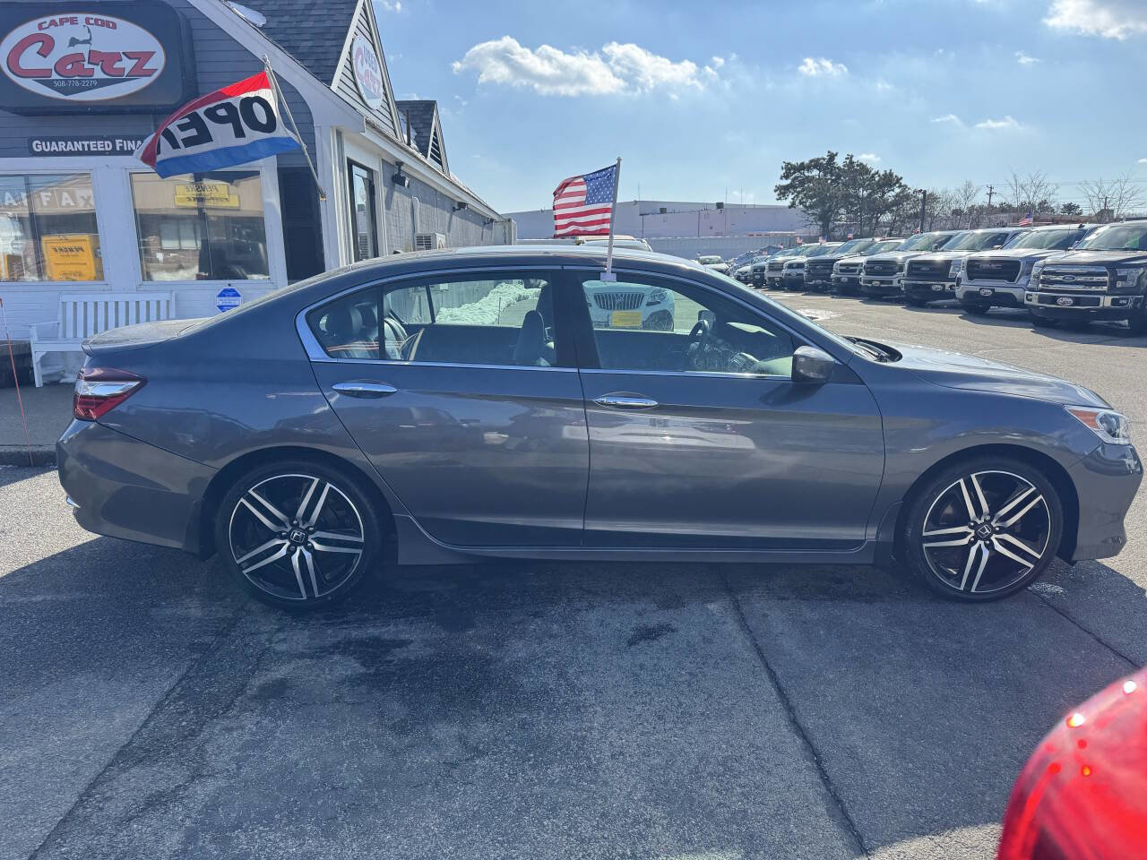 Used 2017 Honda Accord Sport Special Edition image 11