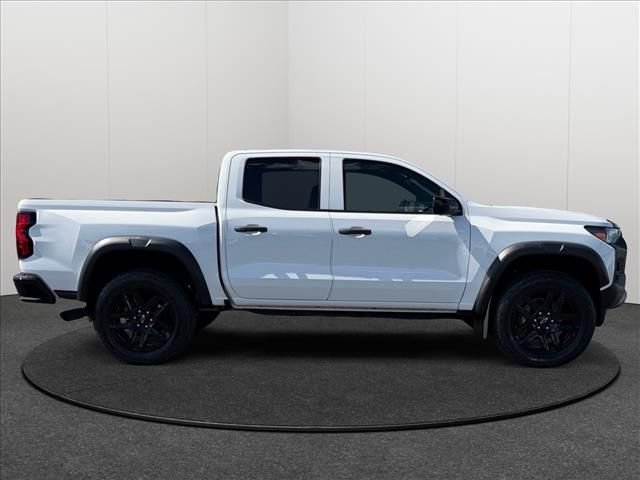 Certified 2023 Chevrolet Colorado Trail Boss w/ Technology Package AWD/4WD image 4