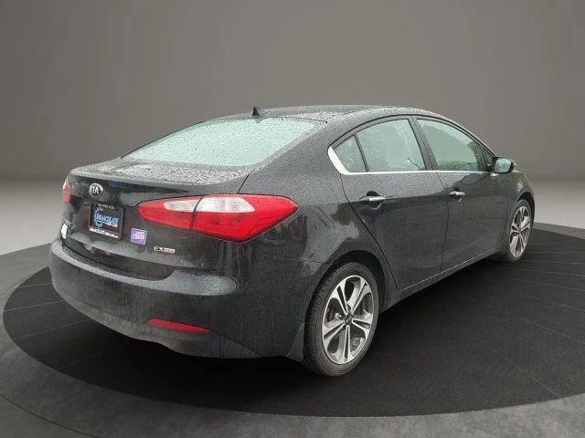 Used 2014 Kia Forte EX w/ Premium Package FWD image 5