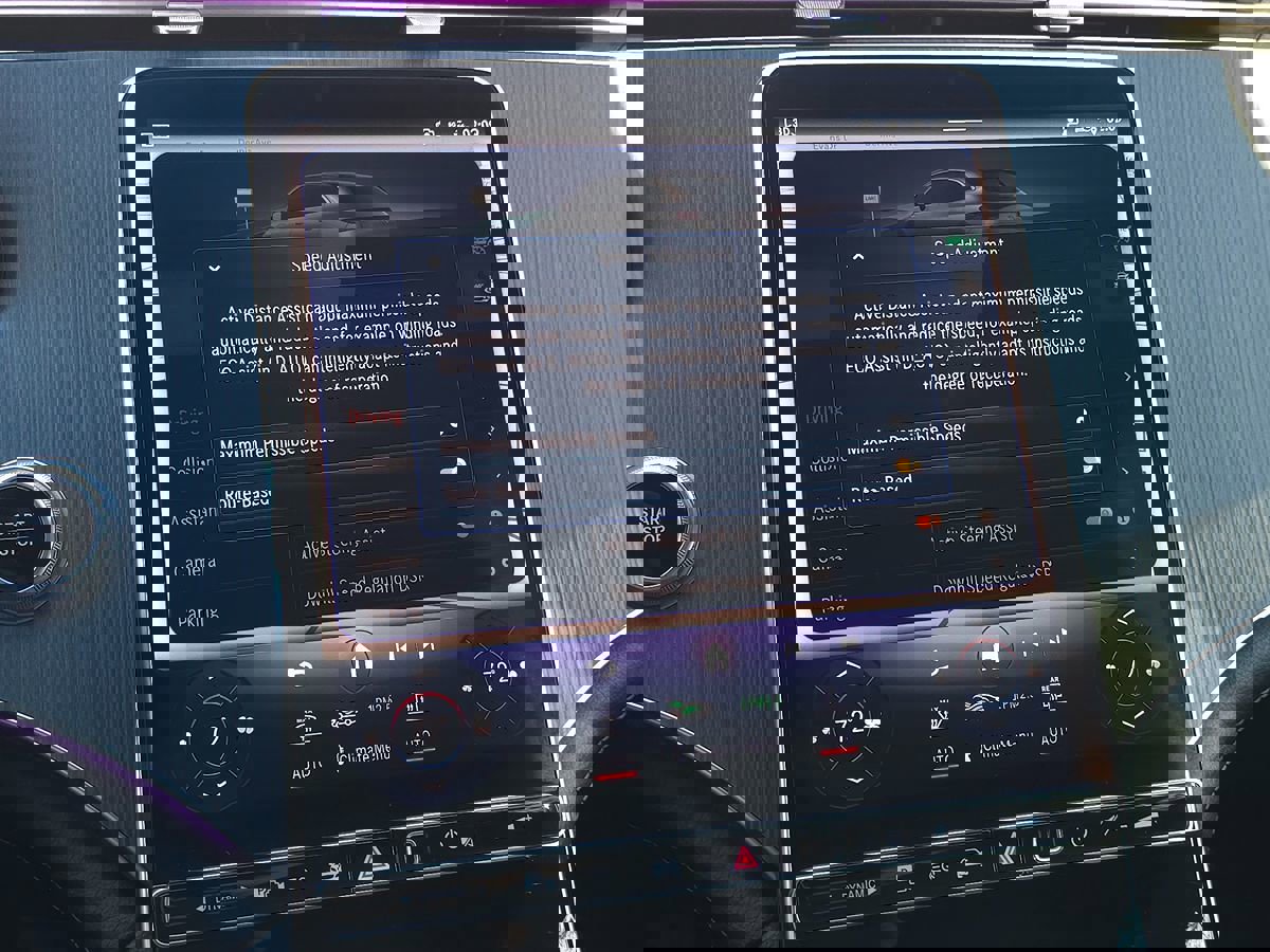 Used 2023 Mercedes-Benz EQE 500 4MATIC SUV image 46