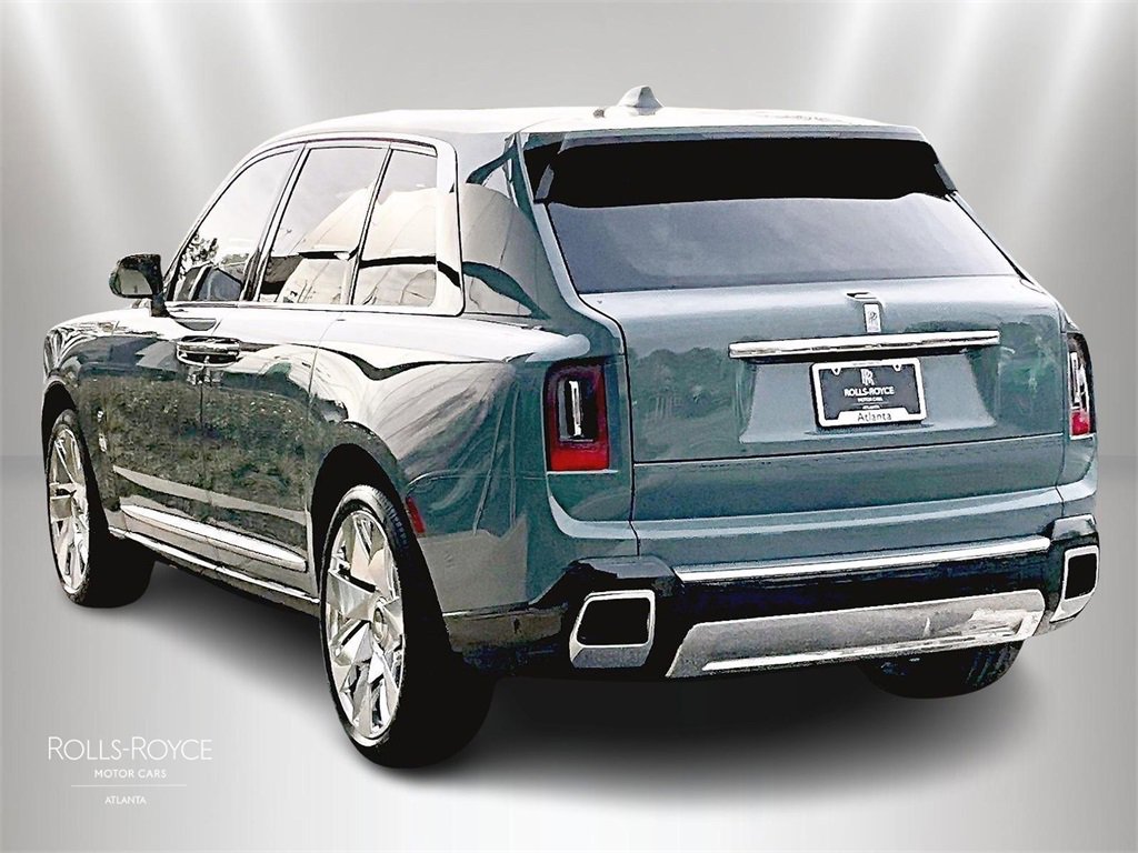 New 2026 Rolls-Royce Cullinan image 3