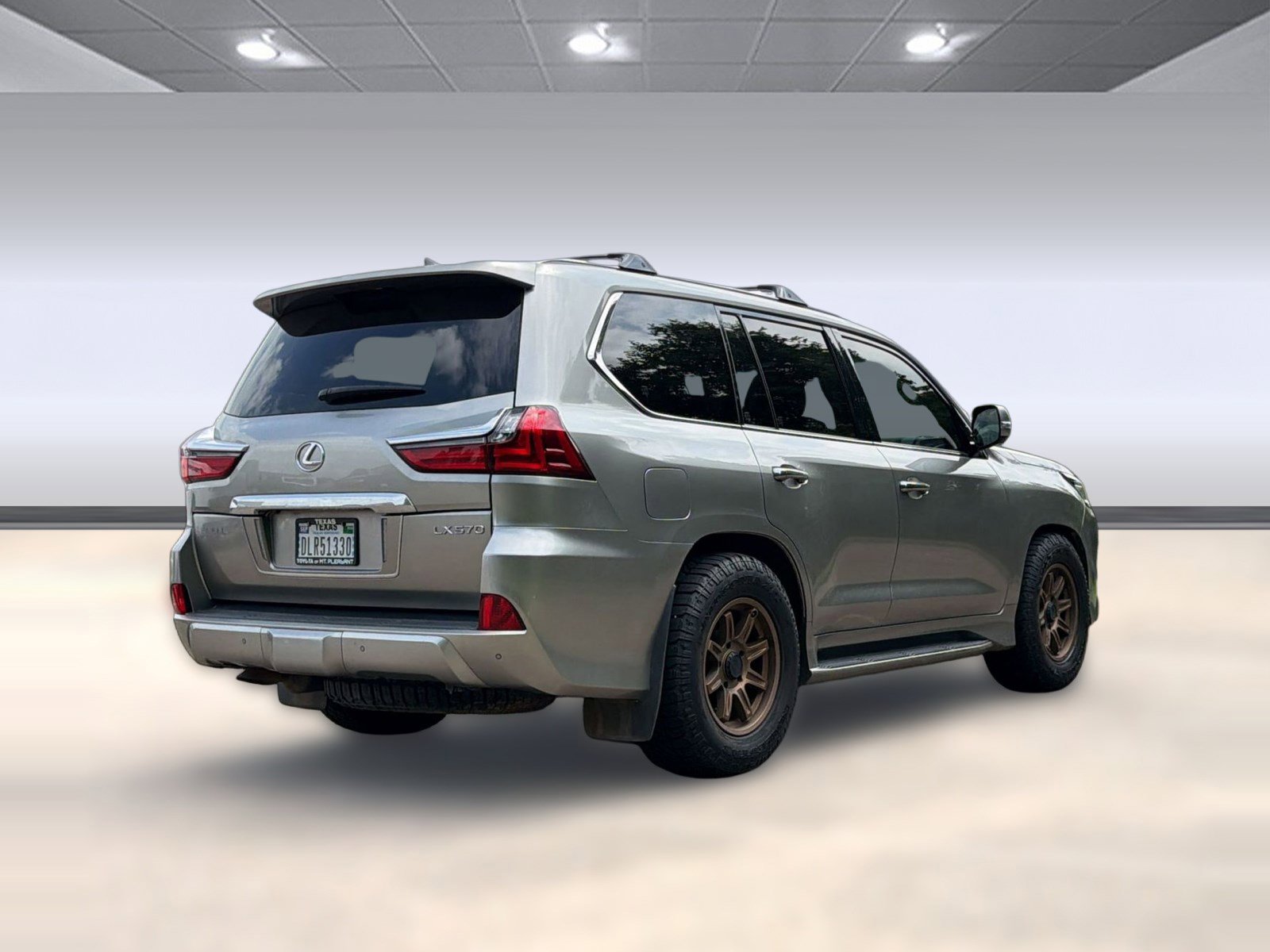 Used 2019 Lexus LX 570 4WD image 9