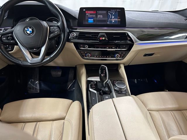 Used 2019 BMW 530i xDrive w/ Convenience Package AWD/4WD image 16