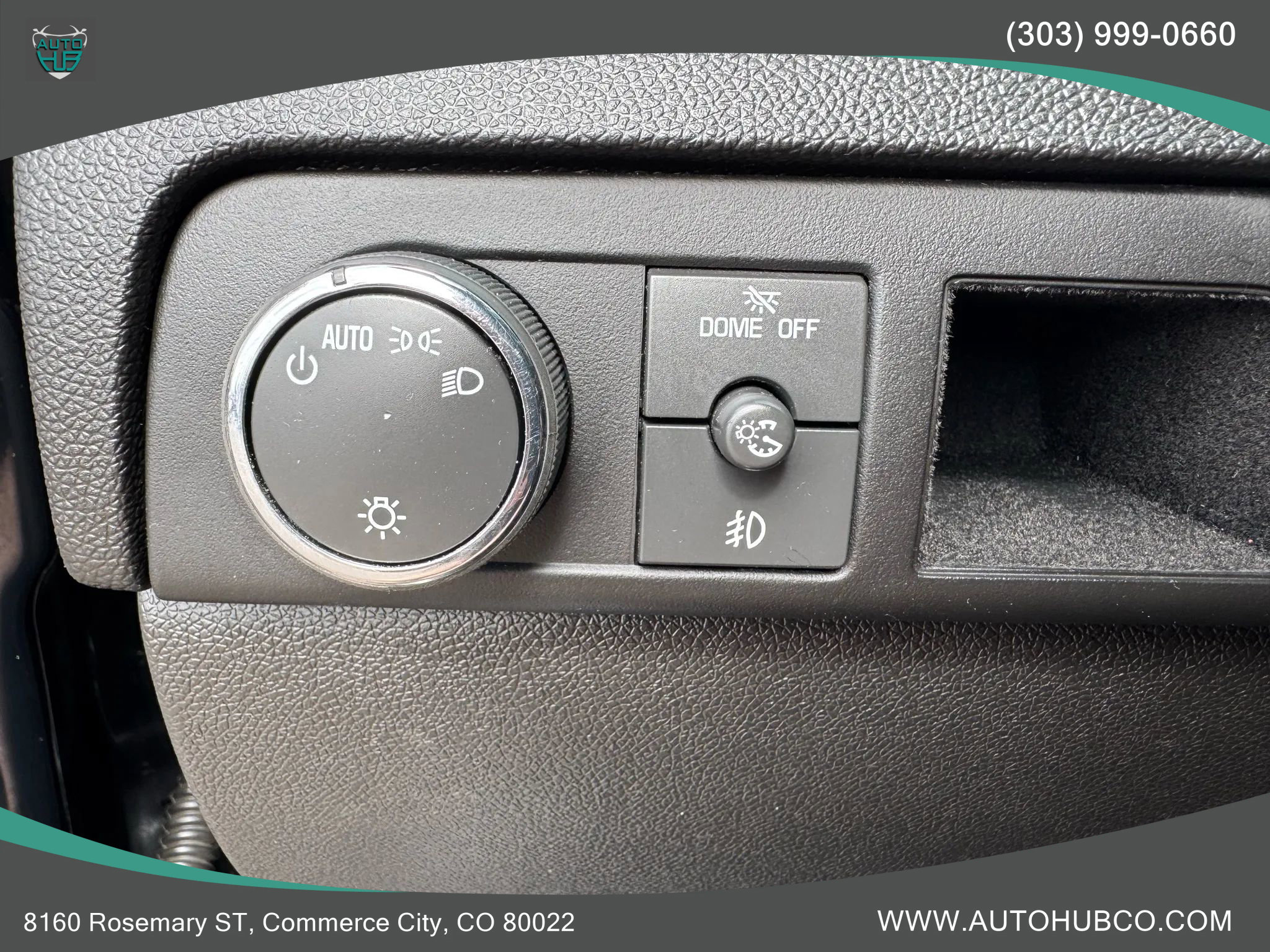 Used 2014 Cadillac Escalade Premium image 23