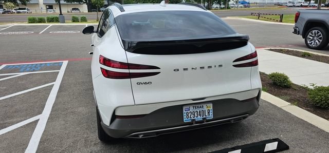 Used 2023 Genesis GV60 Advanced AWD/4WD image 5