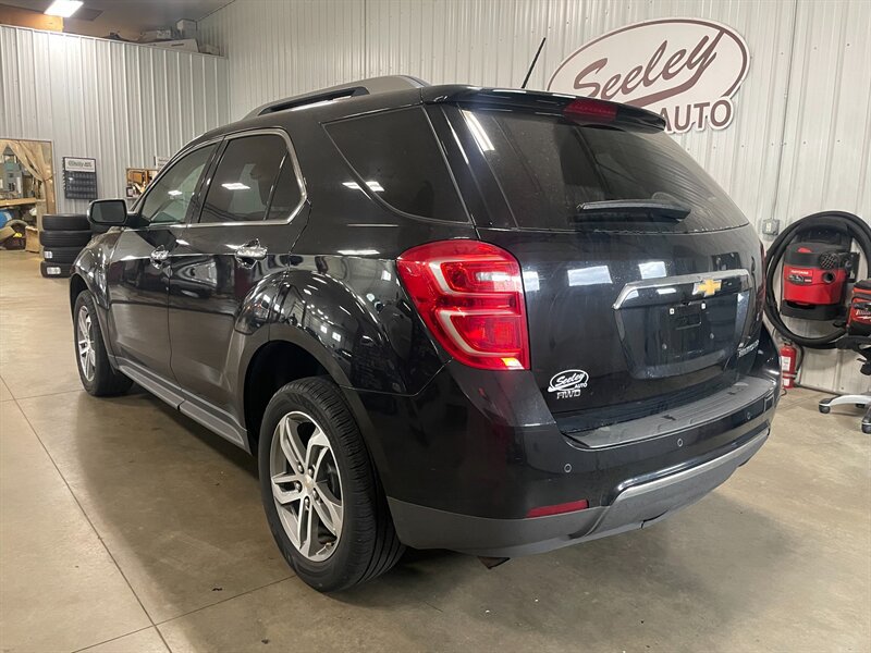 Used 2016 Chevrolet Equinox LTZ w/ Enhanced Convenience Package AWD/4WD image 3