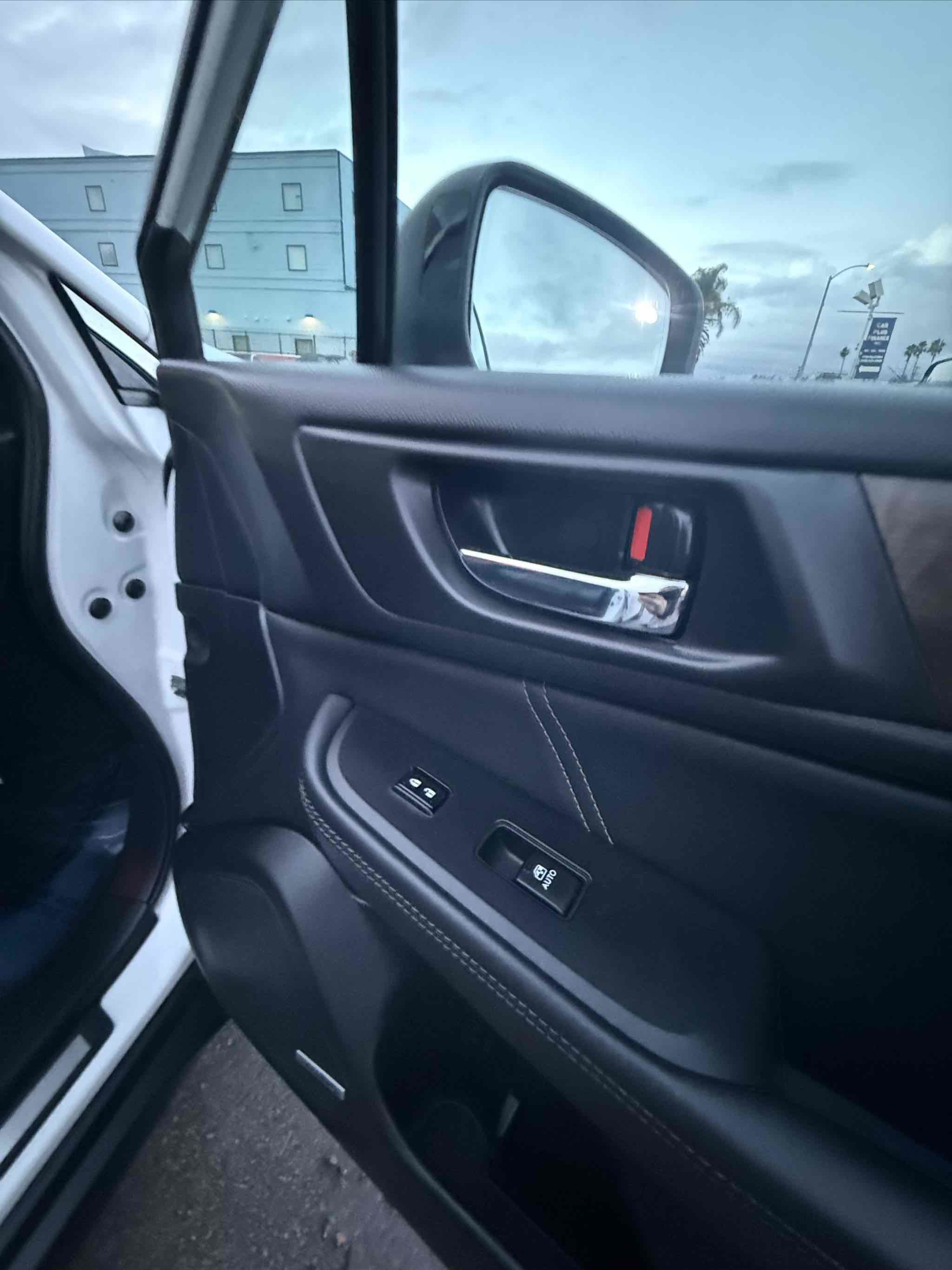 Used 2018 Subaru Outback 2.5i Limited image 50