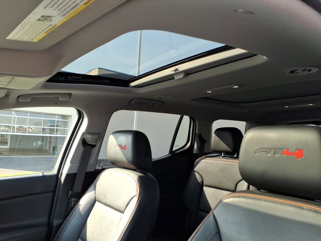 Used 2023 GMC Acadia AT4 w/ Technology Package image 25