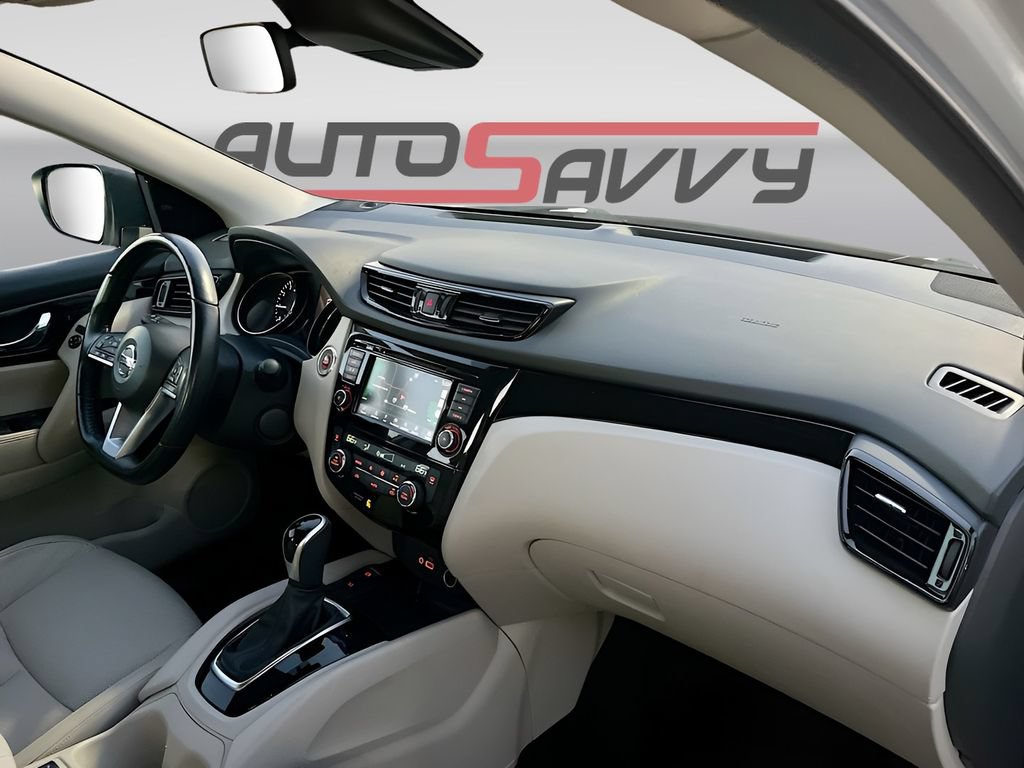 Used 2022 Nissan Rogue Sport SL FWD image 28