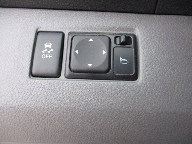 Used 2021 Nissan NV200 SV w/ Sliding Door Glass Package image 12