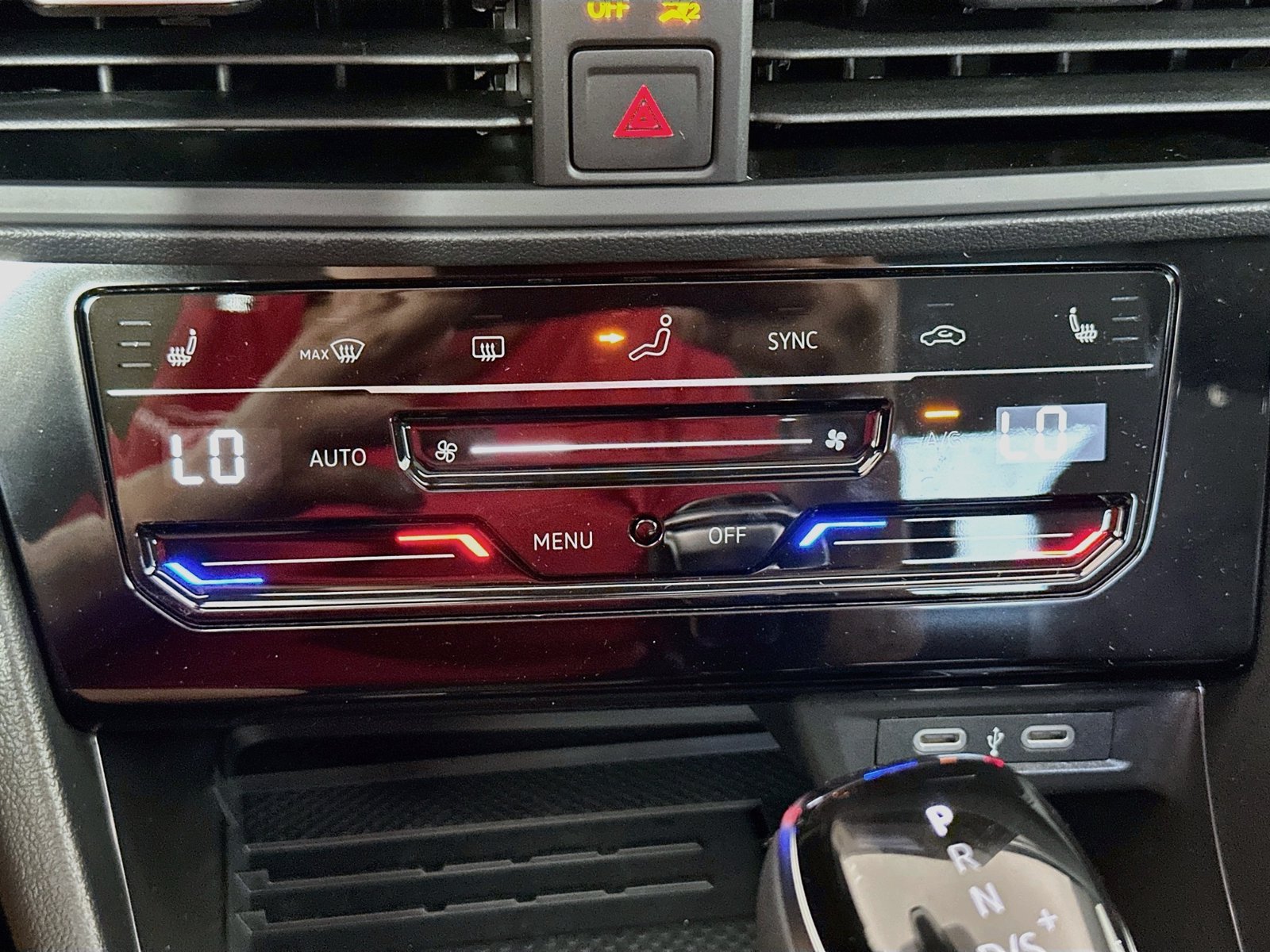 New 2027 Volkswagen Jetta SE FWD image 15