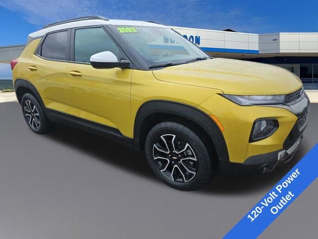 Used 2023 Chevrolet TrailBlazer ACTIV w/ Technology Package image 8