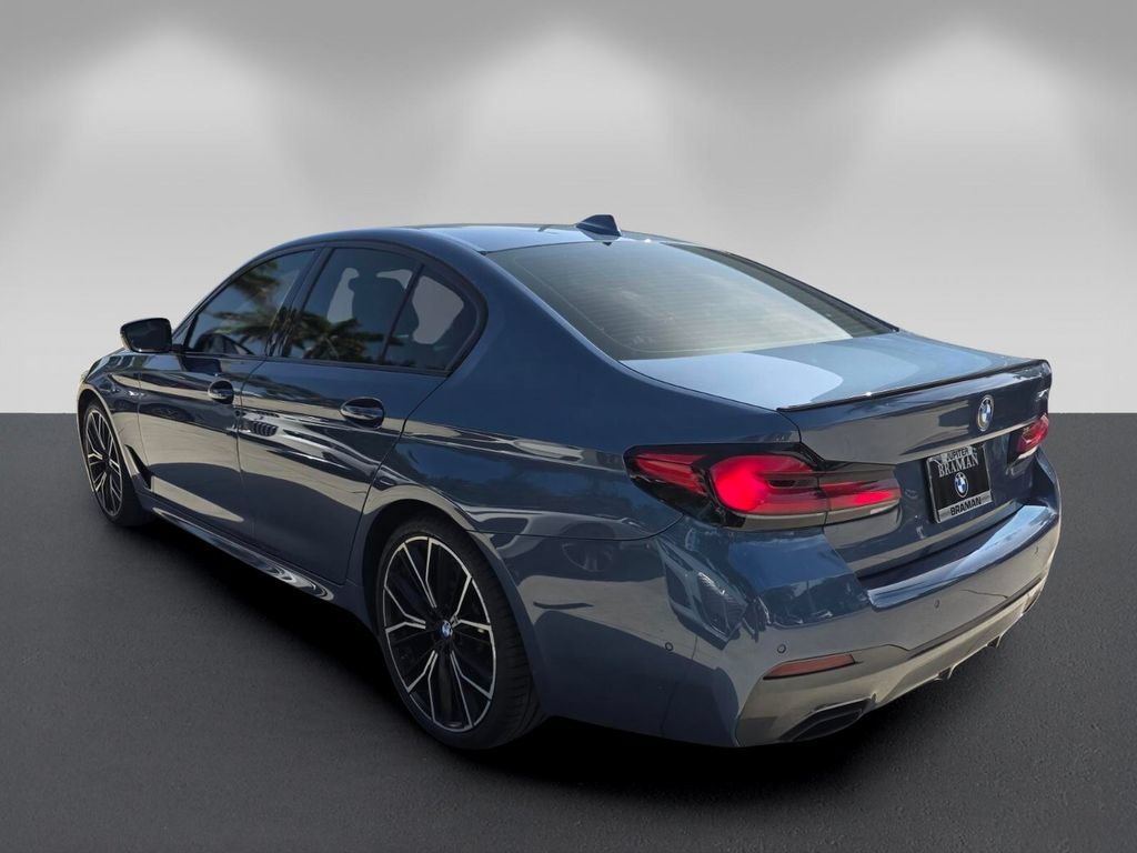 Used 2023 BMW 540i w/ M Sport Package RWD image 6