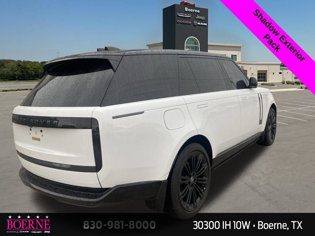Used 2025 Land Rover Range Rover Long Wheelbase SE AWD/4WD image 7