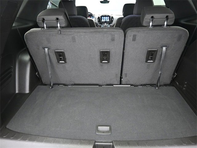 Used 2023 Chevrolet Traverse LT image 26