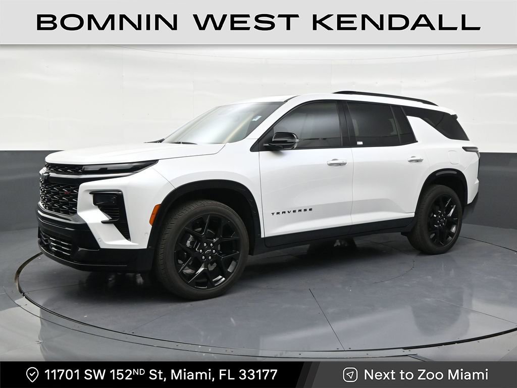 Used 2025 Chevrolet Traverse RS FWD image 1
