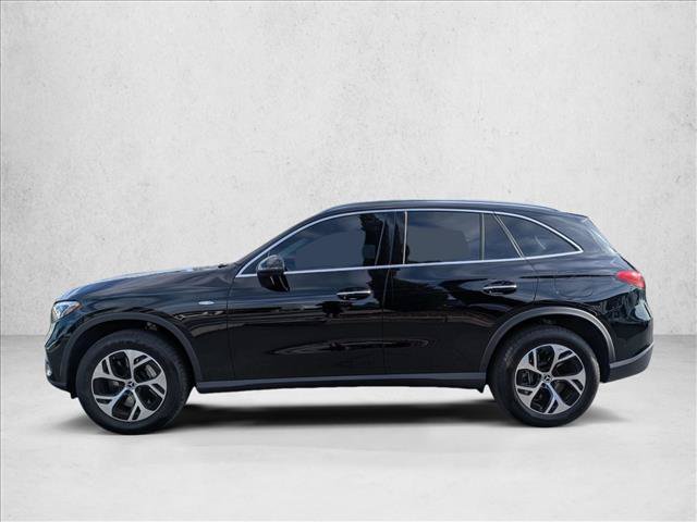 Used 2025 Mercedes-Benz GLC 350e 4MATIC image 9