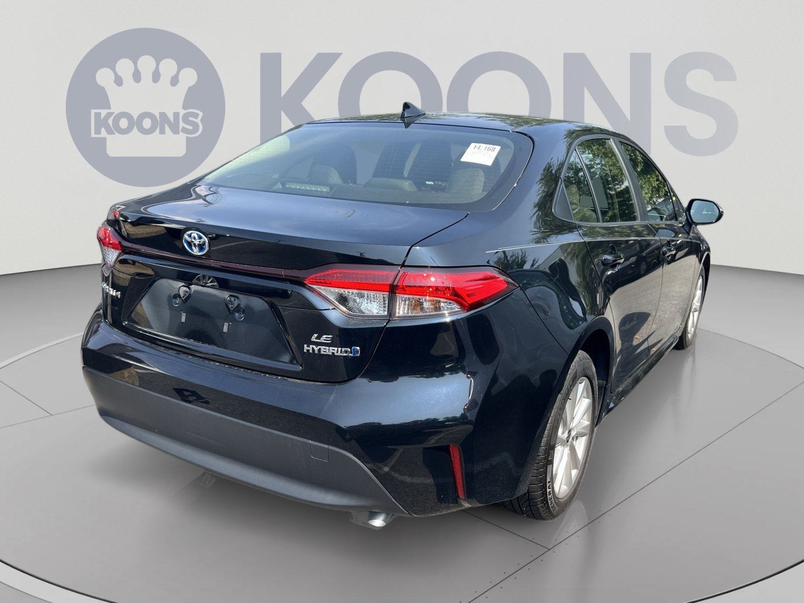 Used 2024 Toyota Corolla LE w/ LE Convenience Package FWD image 5
