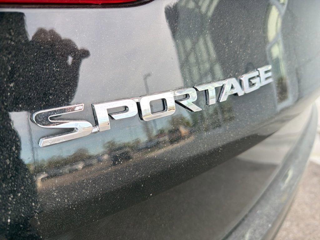 Used 2019 Kia Sportage LX AWD/4WD image 4