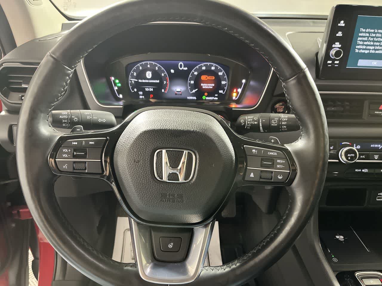 Used 2023 Honda Pilot Touring image 16