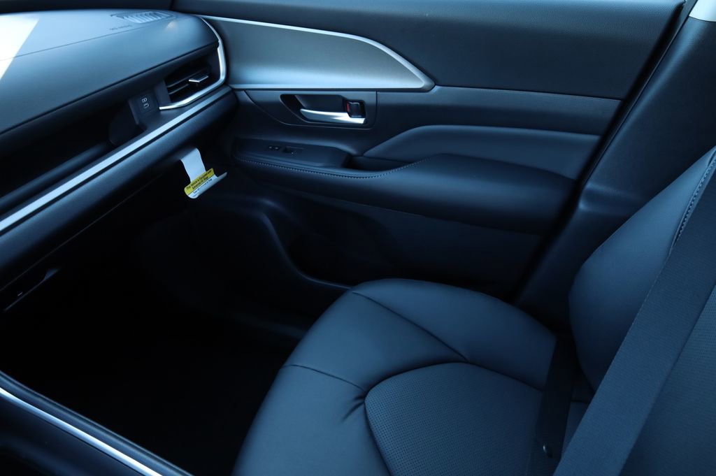 New 2026 Toyota Grand Highlander XLE image 5