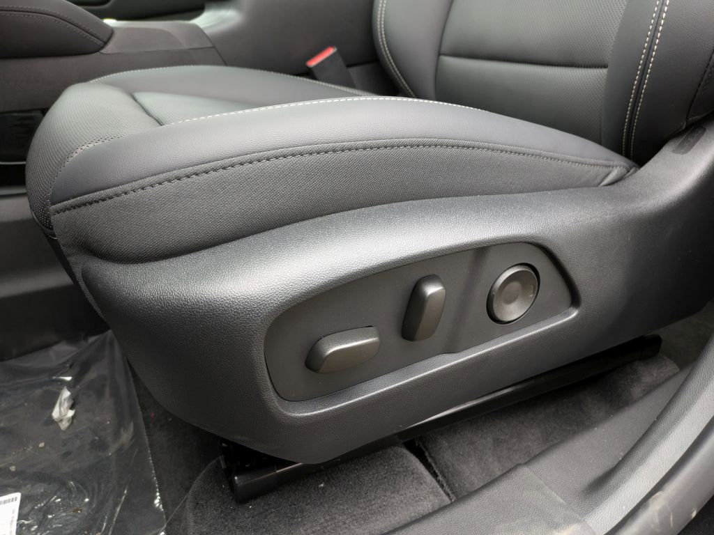 New 2026 GMC Terrain Elevation image 13