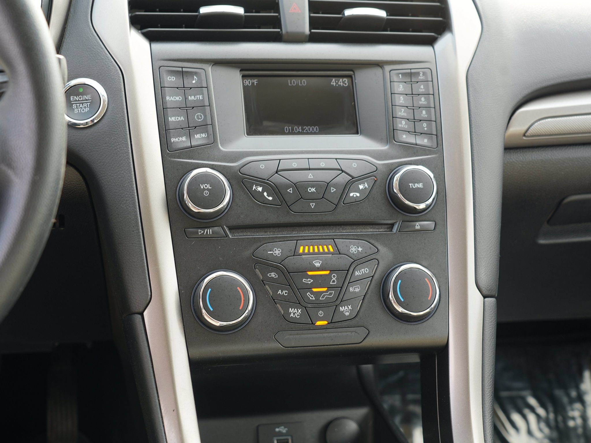 Used 2017 Ford Fusion S FWD image 23