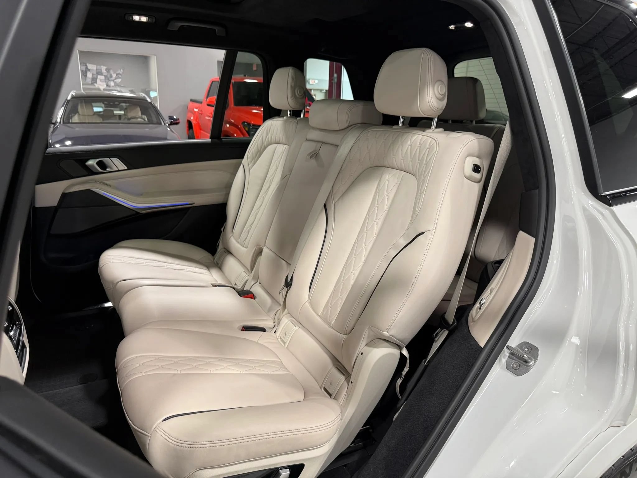 Used 2020 BMW X7 M50i w/ Executive Package AWD/4WD image 77