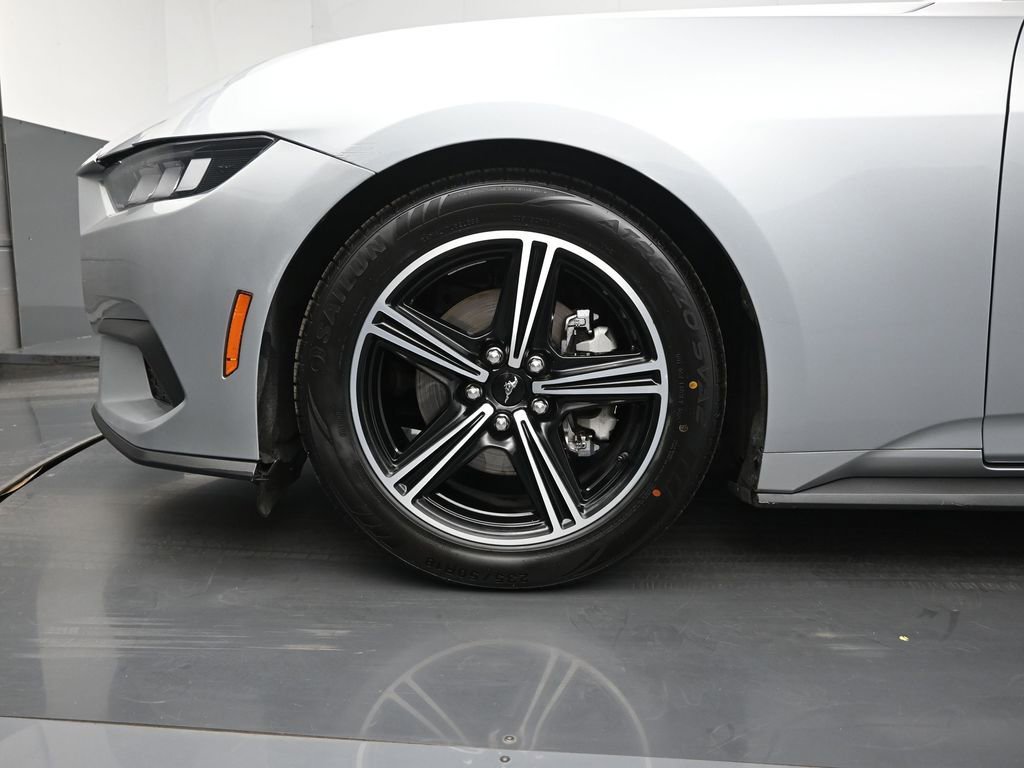 Used 2024 Ford Mustang Premium image 20