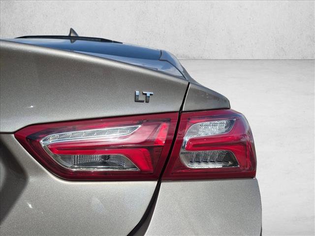 Used 2022 Chevrolet Malibu LT FWD image 11