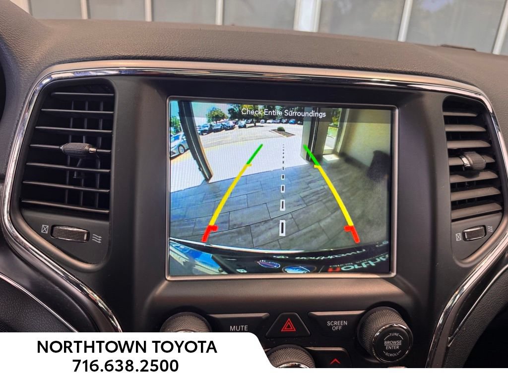 Used 2018 Jeep Grand Cherokee Limited w/ Luxury Group II AWD/4WD image 8