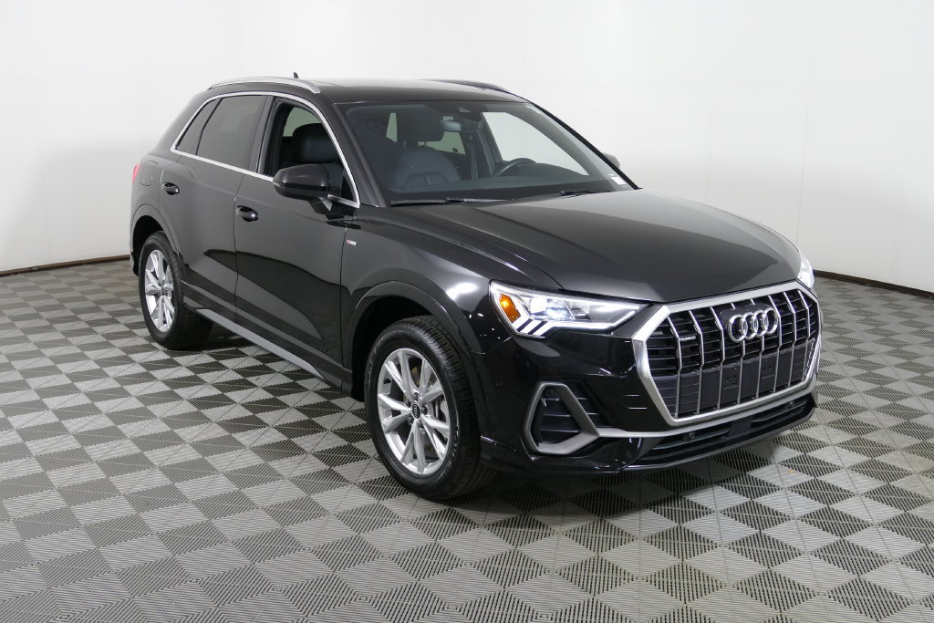 Used 2023 Audi Q3 2.0T Premium AWD/4WD image 1