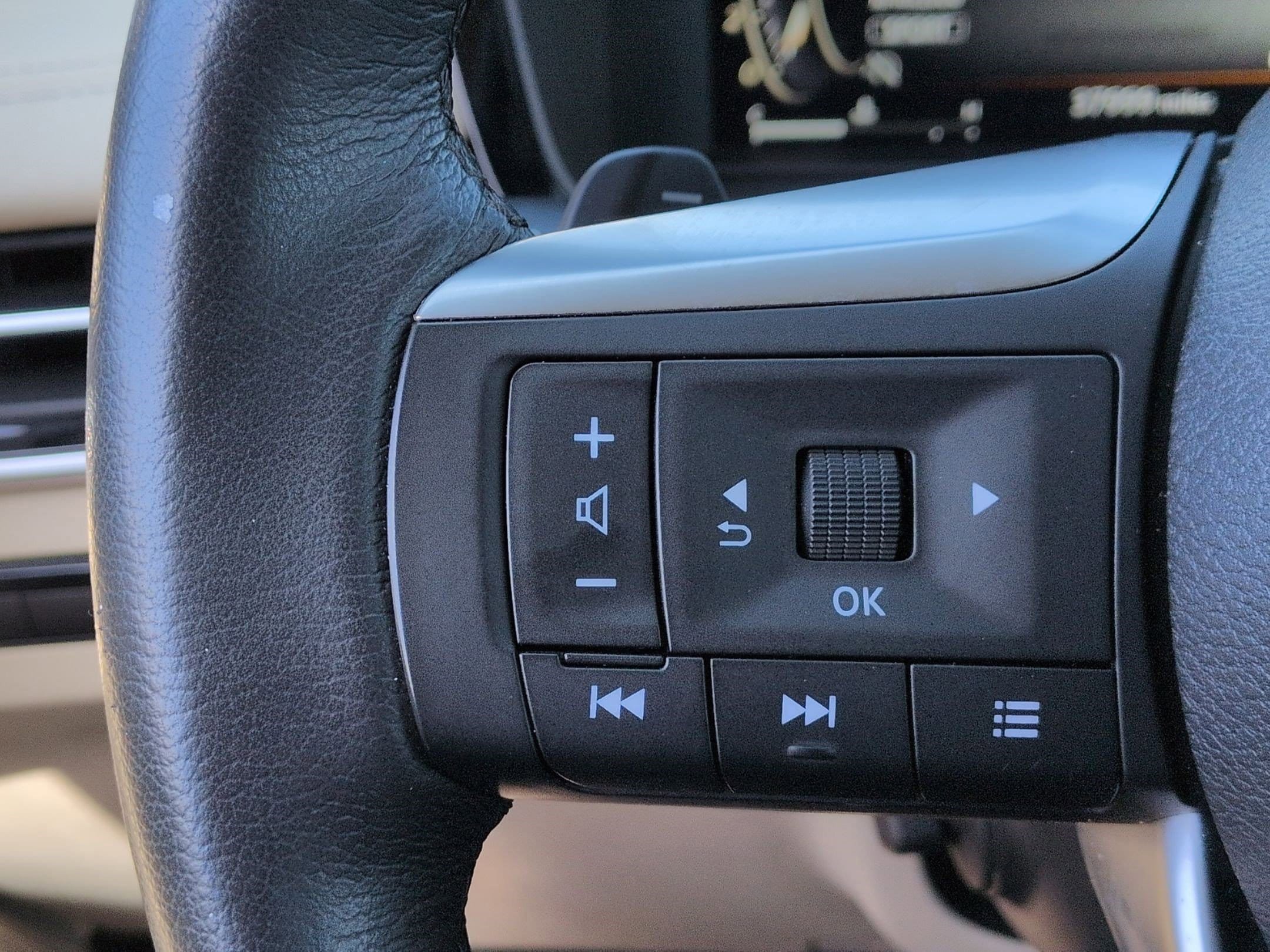 Used 2023 INFINITI QX60 Luxe w/ Cargo Package image 18