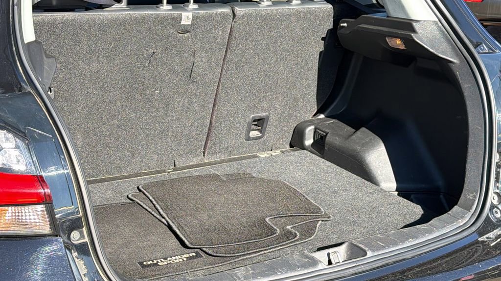 Used 2024 Mitsubishi Outlander Sport SE image 27