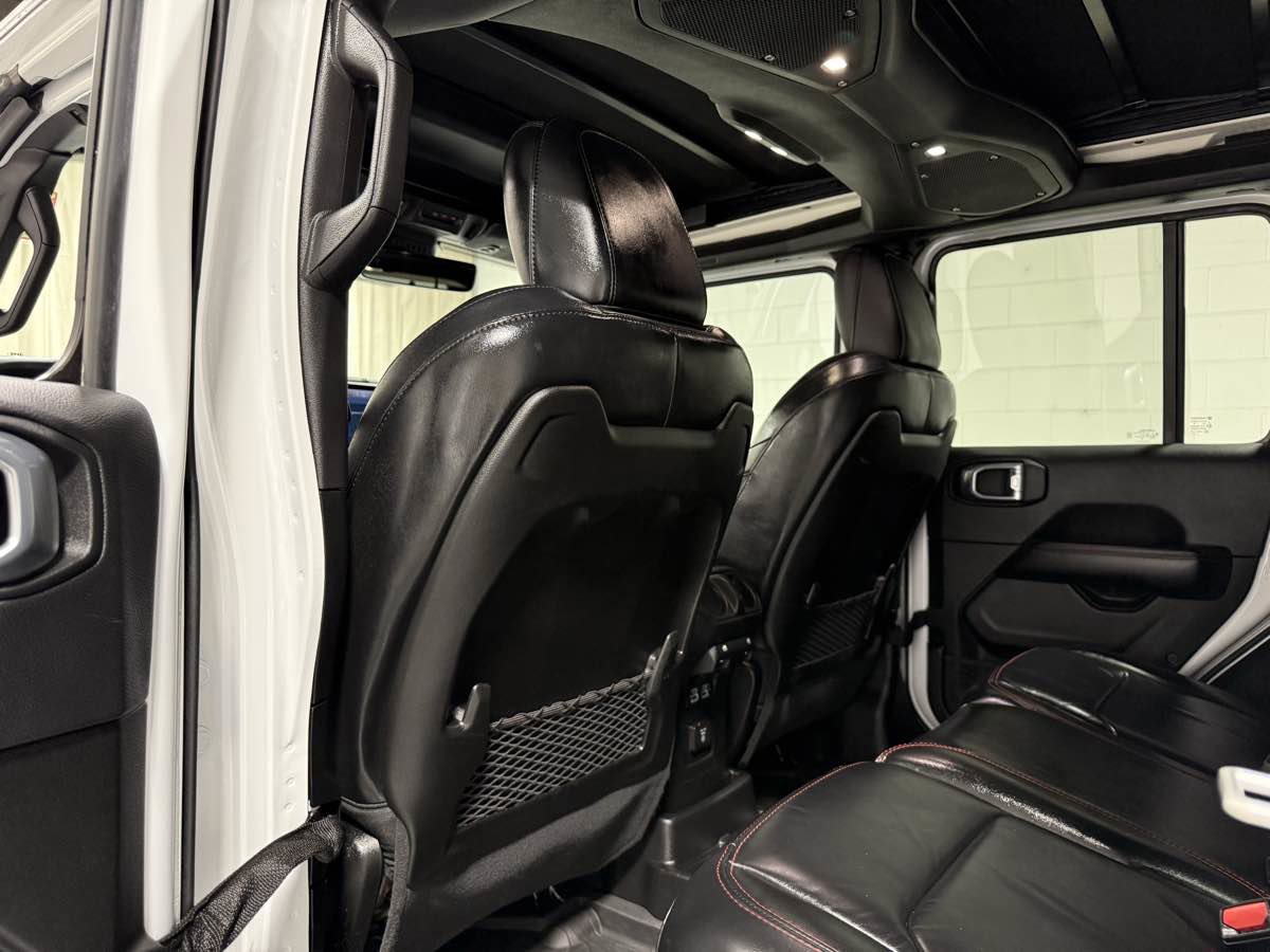 Used 2024 Jeep Wrangler Unlimited Rubicon image 17