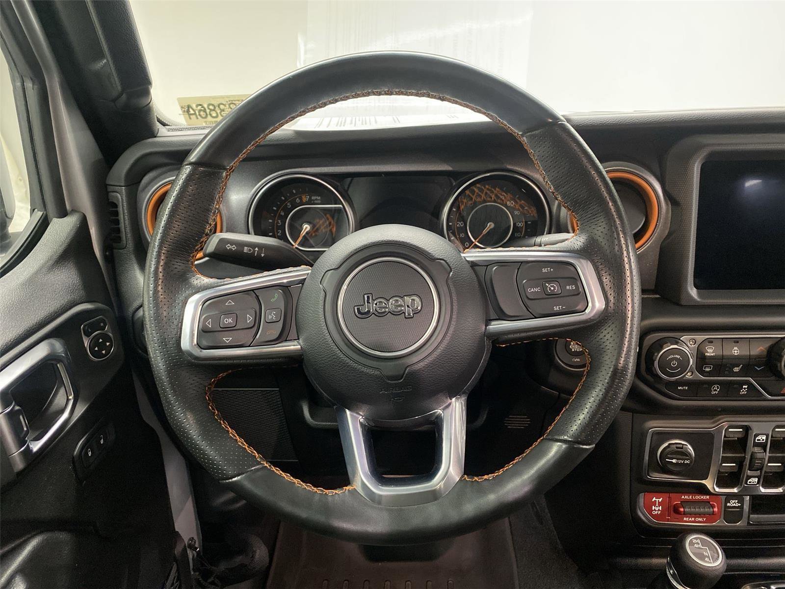 Used 2023 Jeep Gladiator Mojave w/ Cold Weather Group image 15