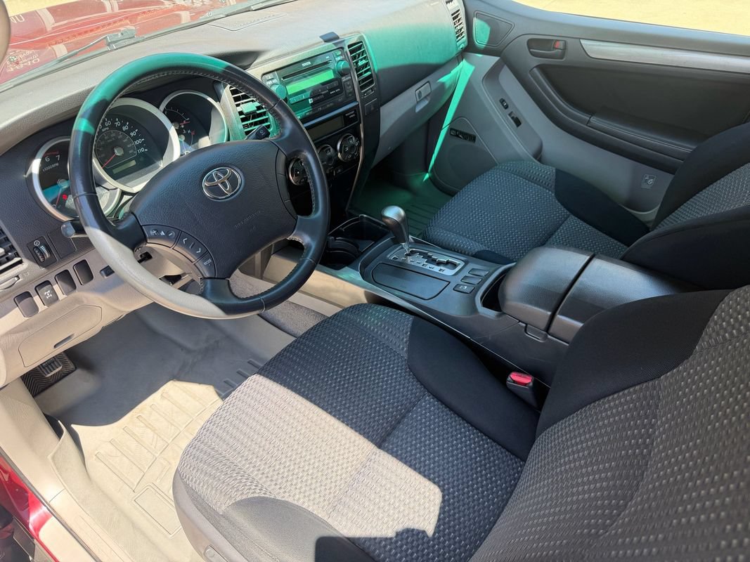 Used 2006 Toyota 4Runner Sport AWD/4WD image 3