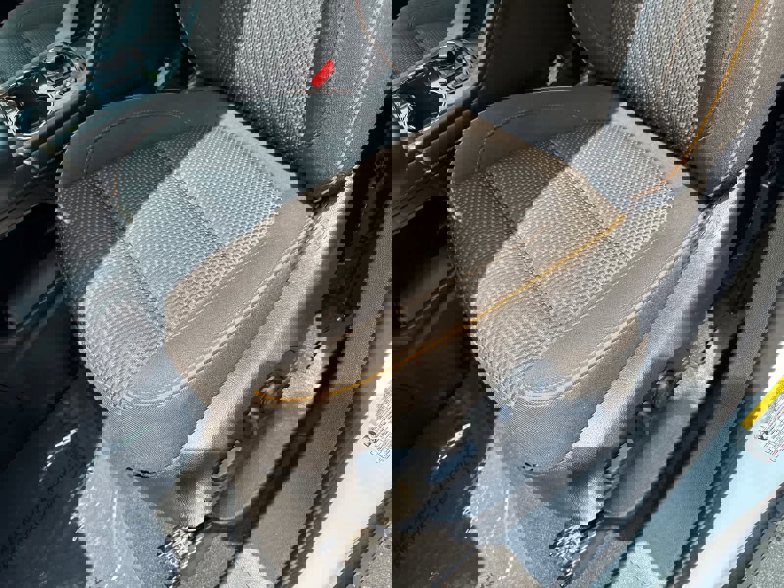 Used 2023 GMC Acadia AT4 image 16