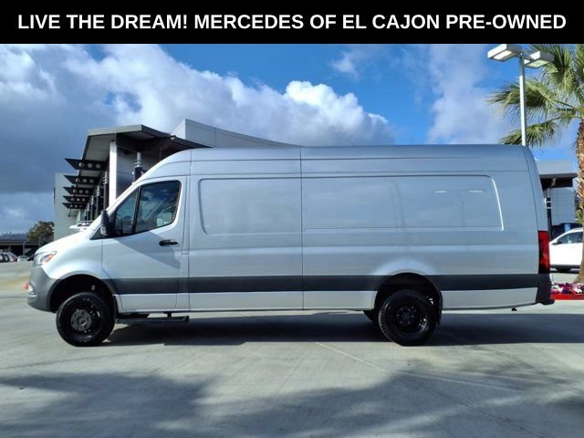 Used 2024 Mercedes-Benz Sprinter 3500 image 22