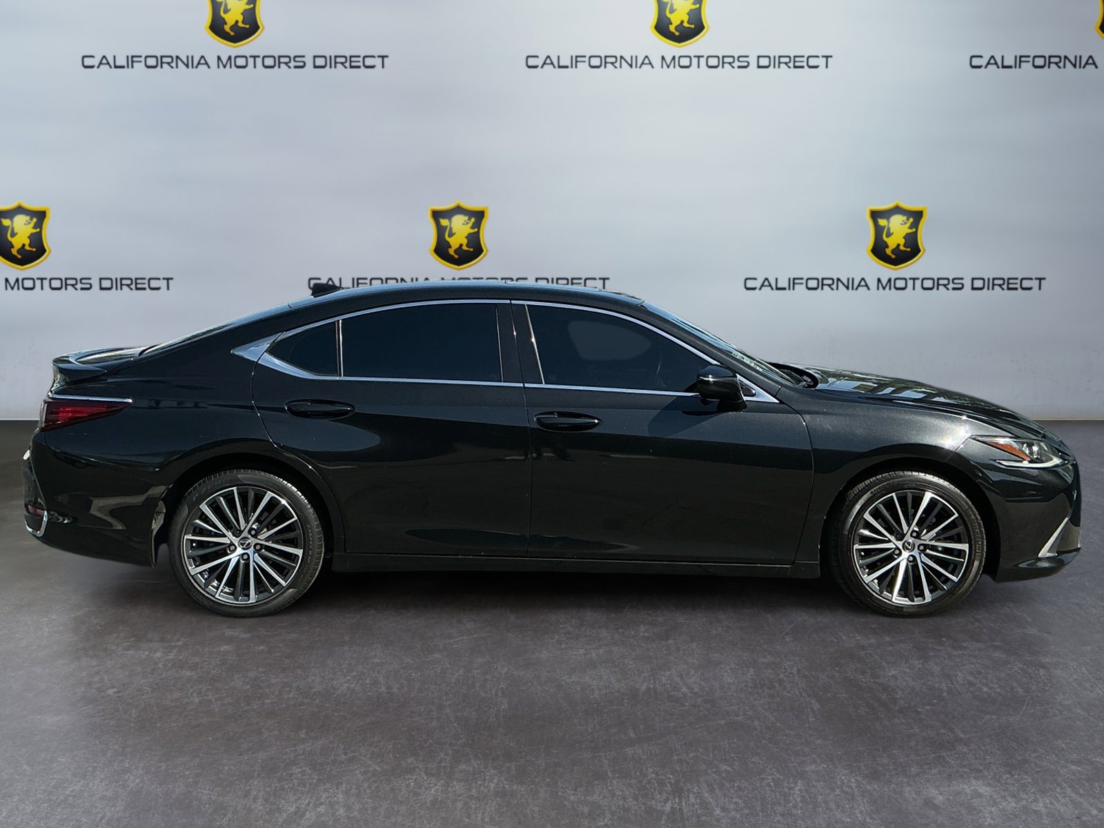 Used 2022 Lexus ES 300h w/ Premium Package FWD image 6