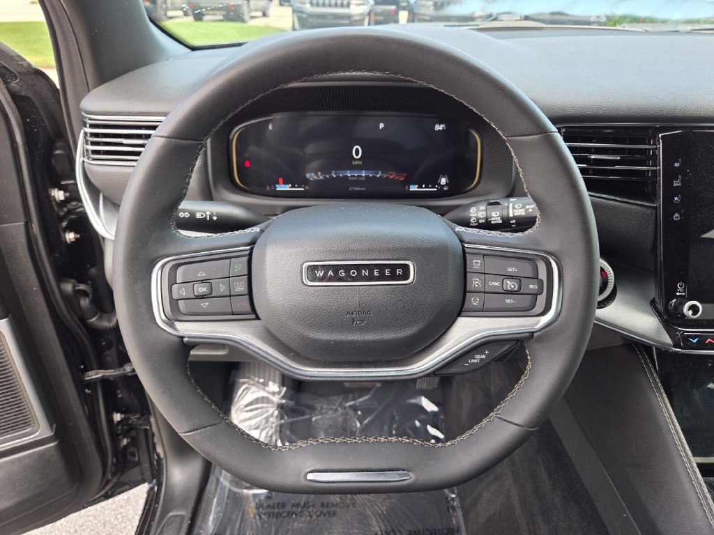 Used 2023 Jeep Wagoneer Series II AWD/4WD image 35