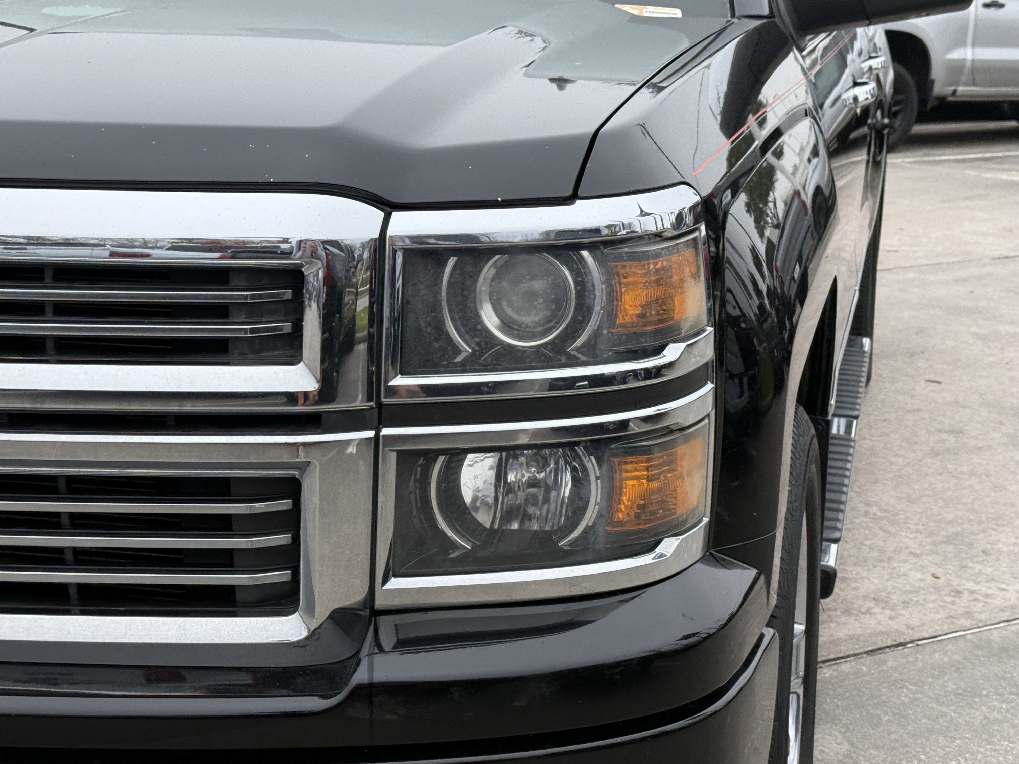 Used 2015 Chevrolet Silverado 1500 High Country w/ High Country Premium Package image 11