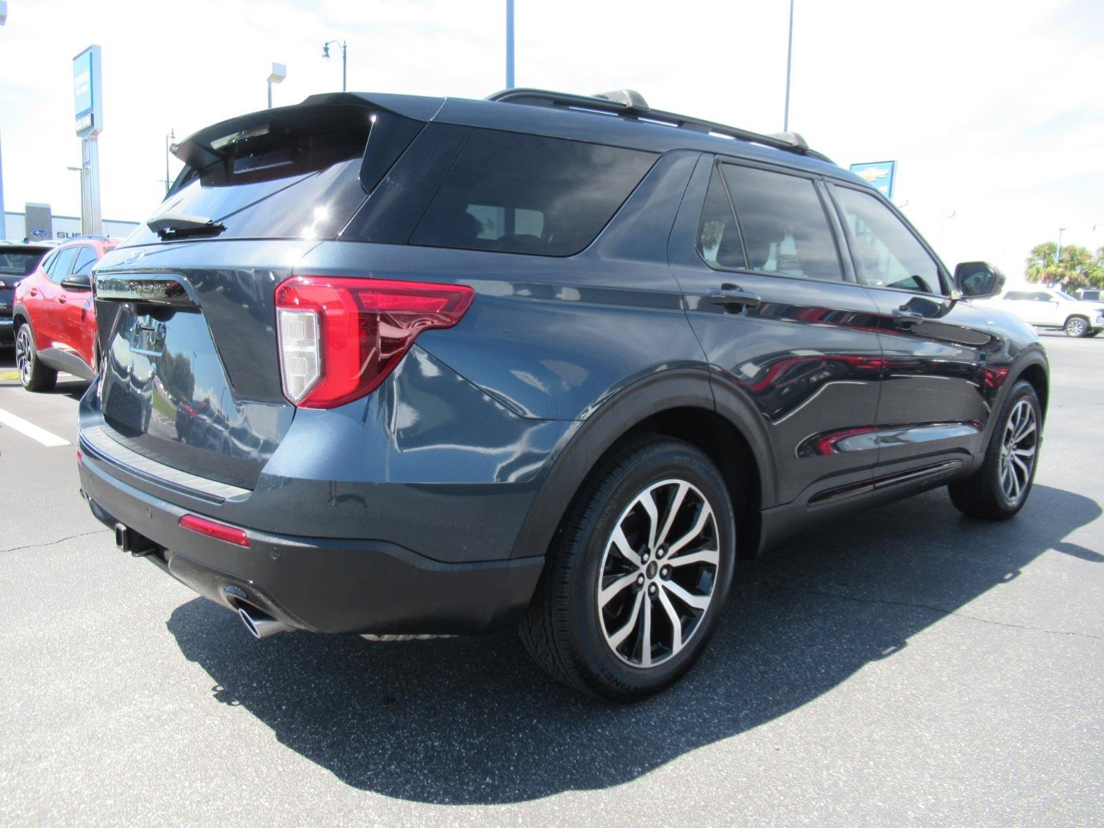 Used 2022 Ford Explorer ST-Line w/ Class IV Trailer Tow Package RWD image 5