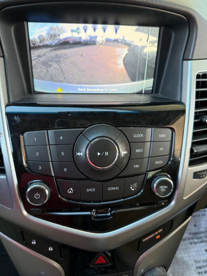 Used 2013 Chevrolet Cruze LTZ w/ Enhanced Safety Package FWD image 21