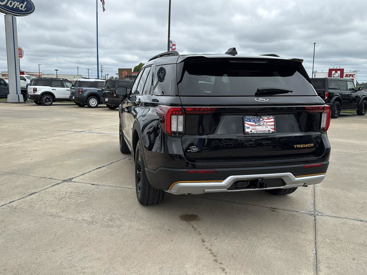 New 2026 Ford Explorer Tremor w/ Tremor Convenience Package AWD/4WD image 13