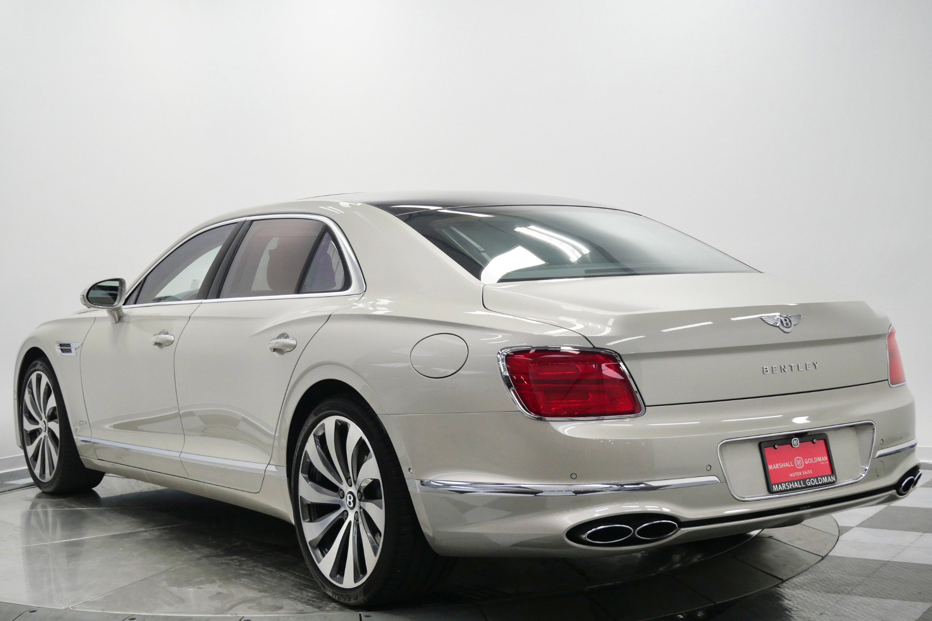 Used 2022 Bentley Flying Spur Plug-In Hybrid image 7