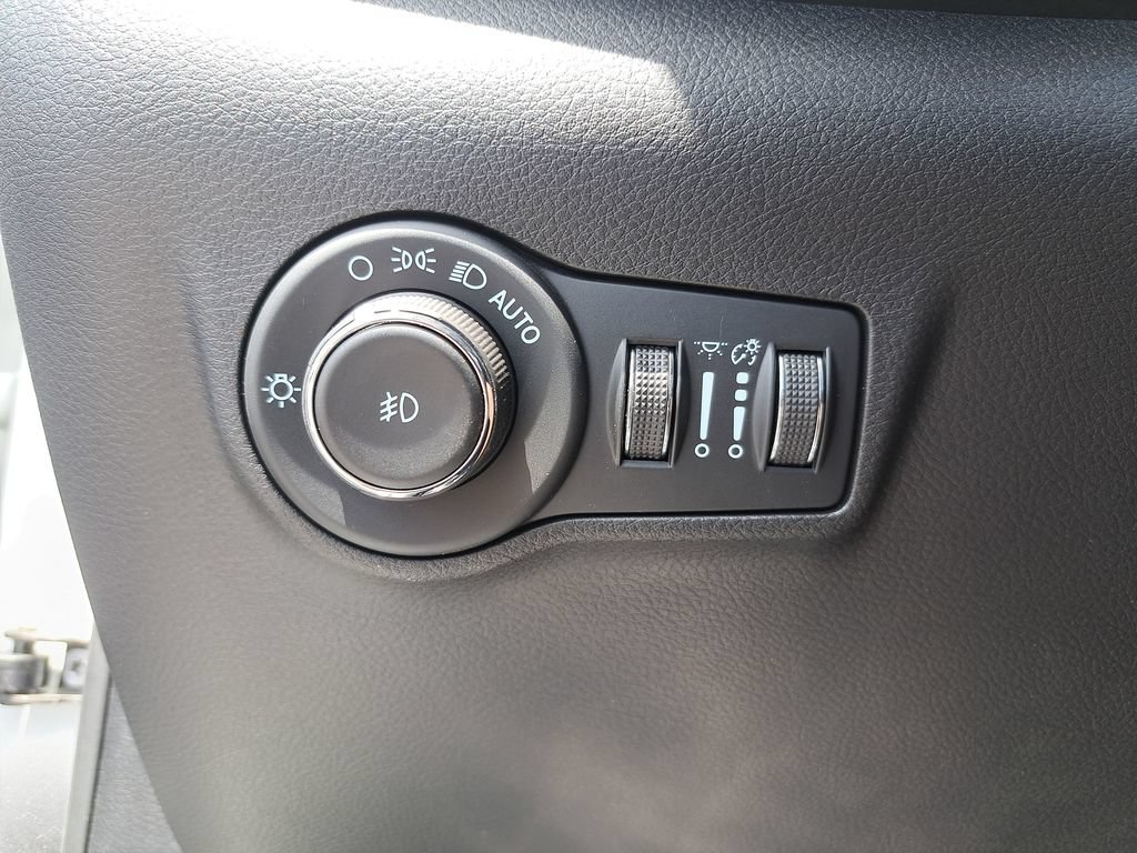 Certified 2023 Jeep Compass Limited AWD/4WD image 25