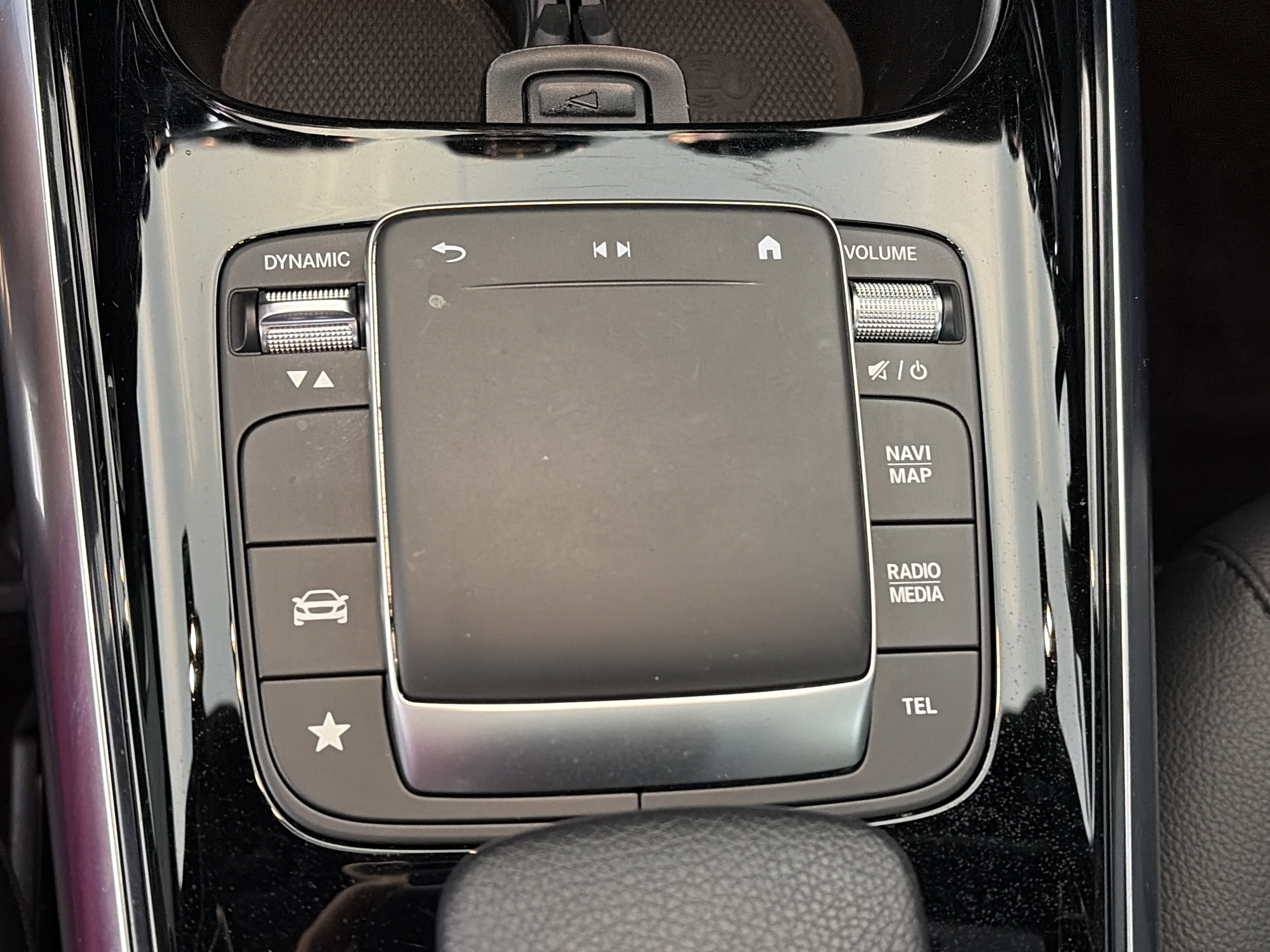 Used 2021 Mercedes-Benz GLA 250 4MATIC image 14