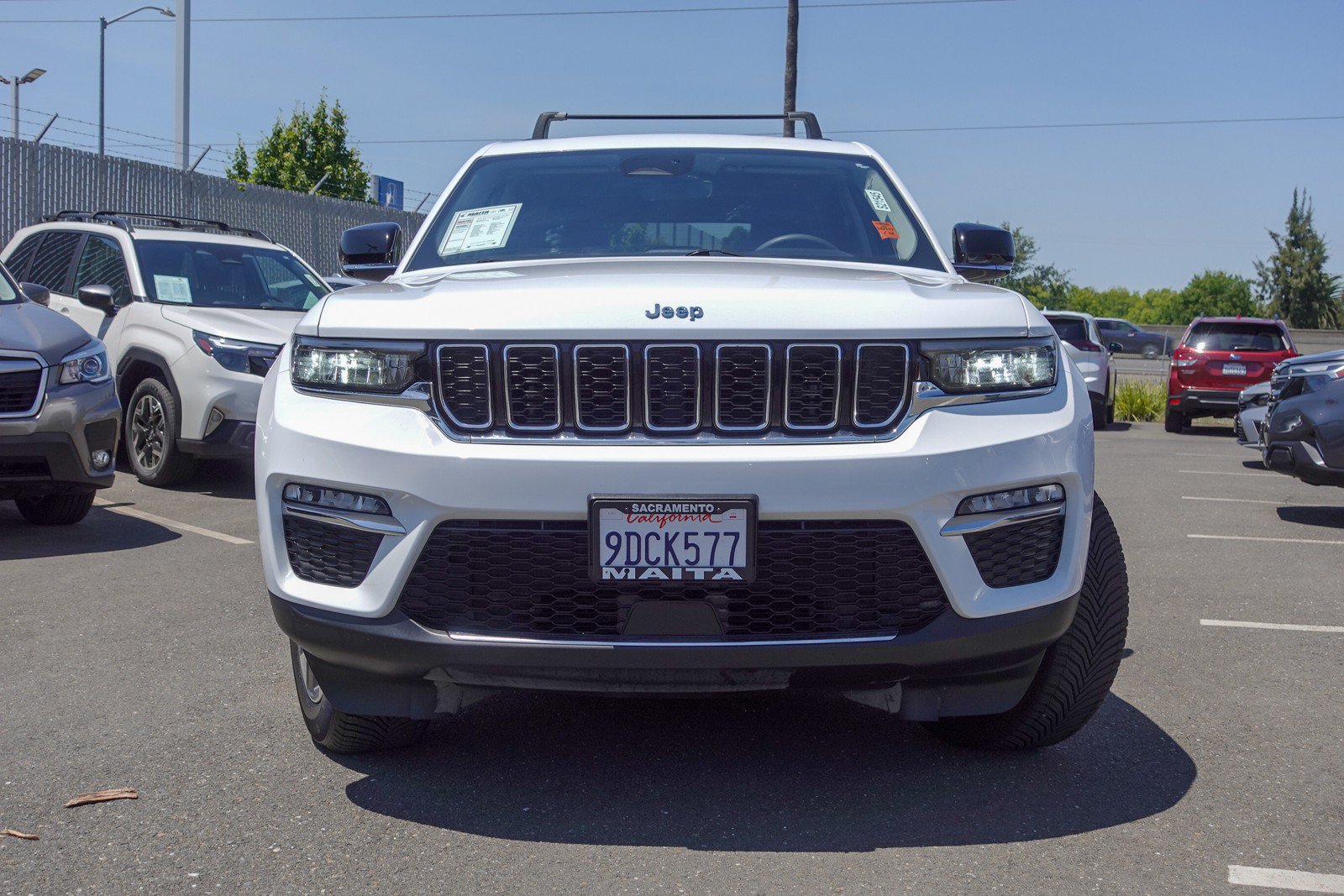 Used 2022 Jeep Grand Cherokee Limited 4xe AWD/4WD image 3