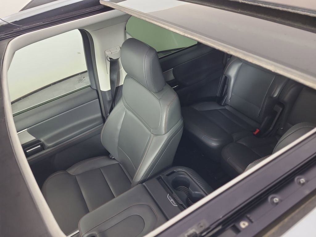 Used 2025 Ford Expedition Max Active image 9